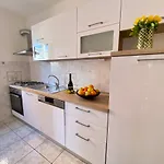 דירה Mia, 50 Sqm, Parking Included *