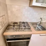 Mia, 50 Sqm, Parking Included זמברטיה