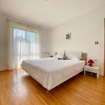 Mia, 50 Sqm, Parking Included