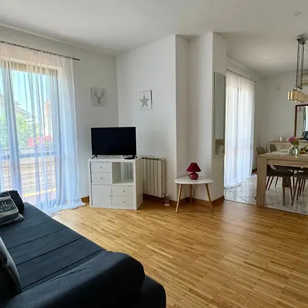 Mia, 50 Sqm, Parking Included *